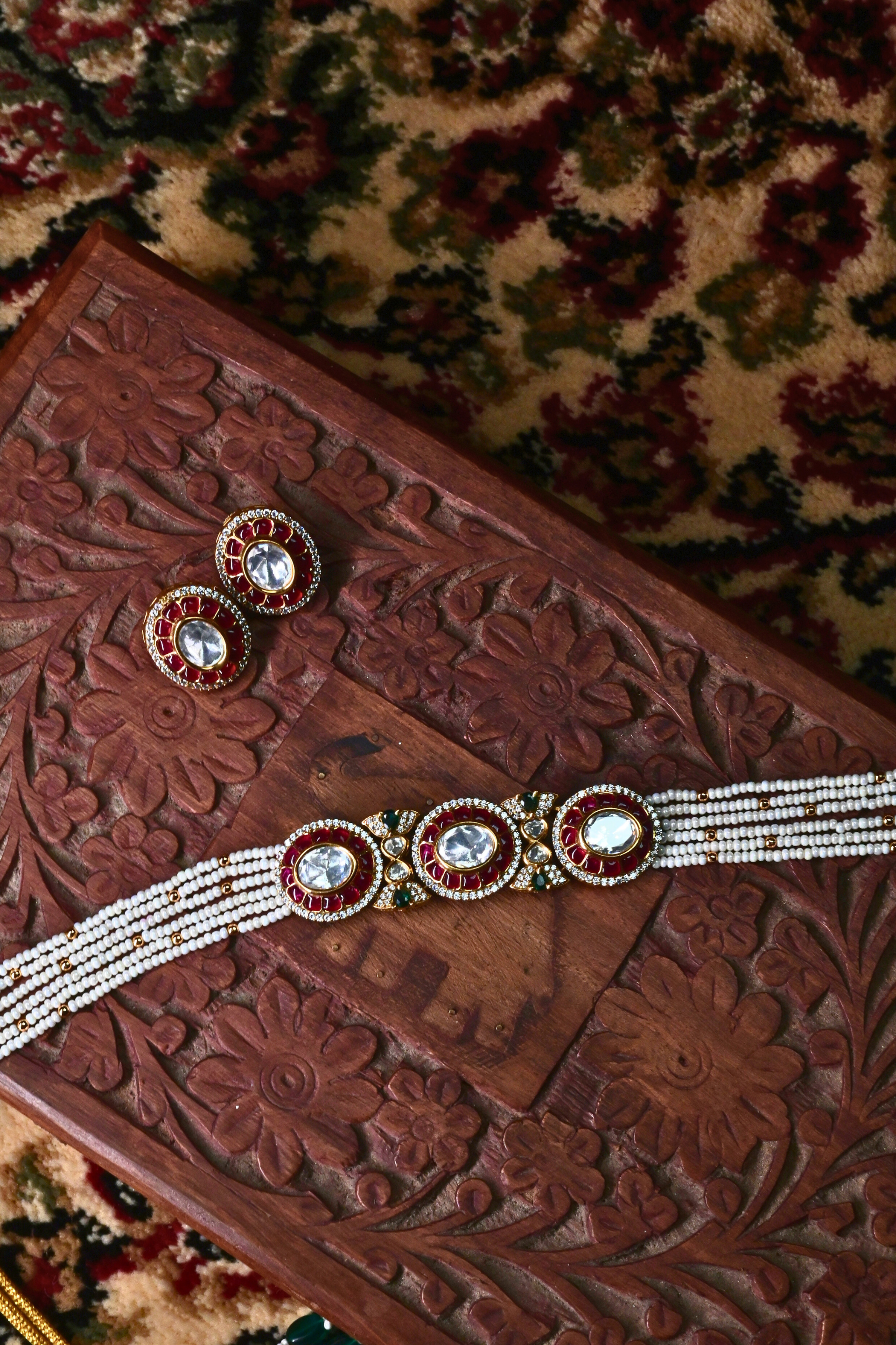 Meira Choker