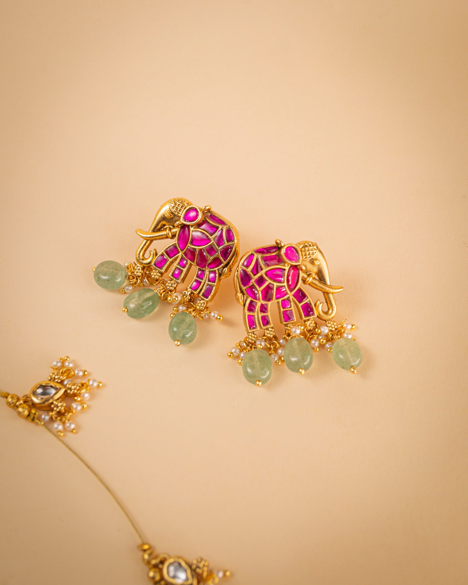 Gajanan Necklace Pink