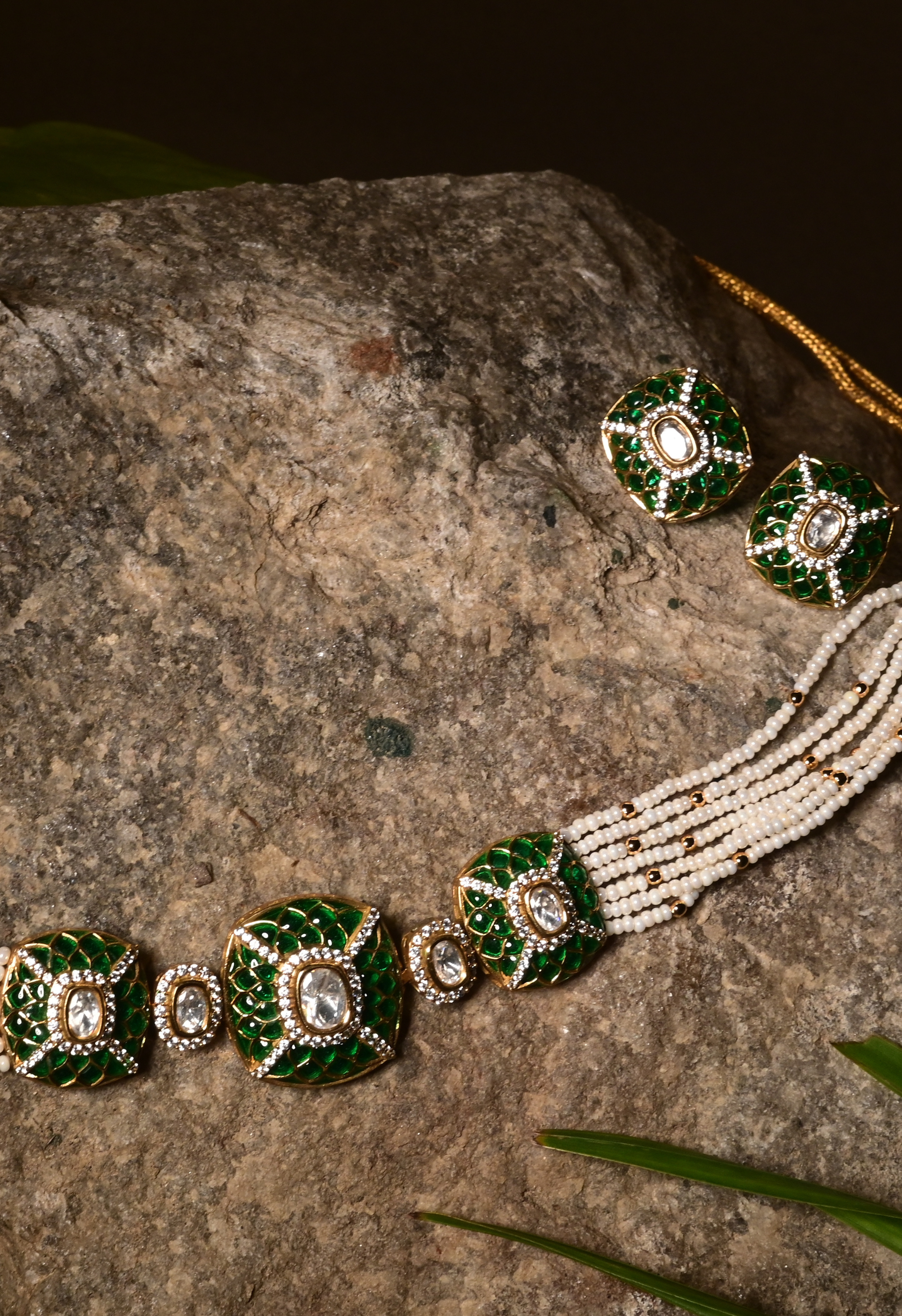 Ira Collar