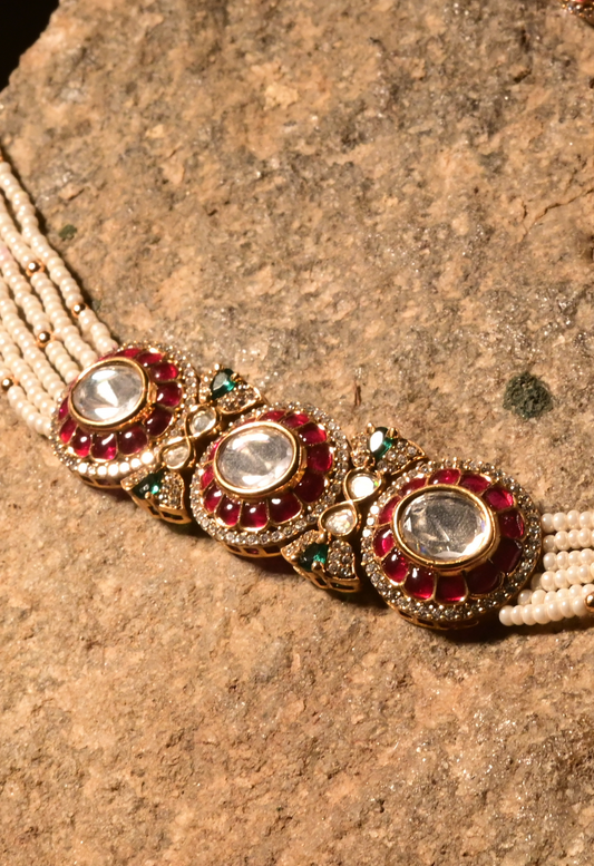 Meira Choker