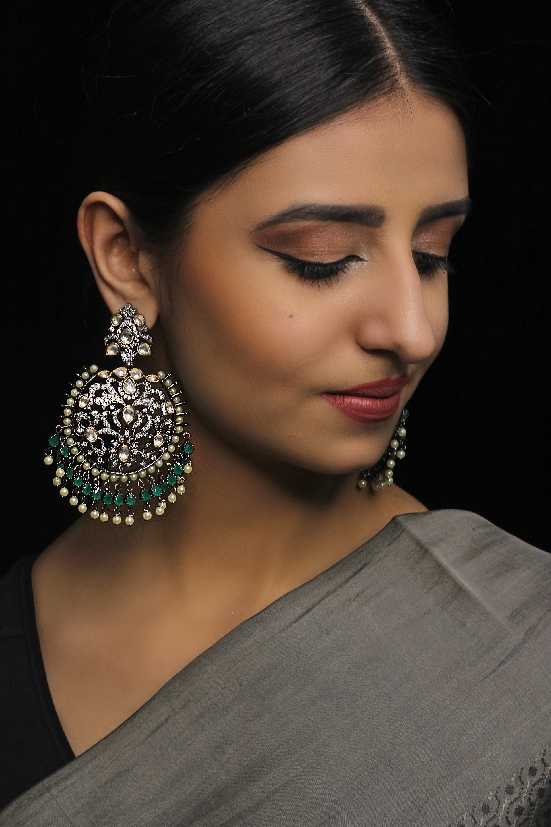 Sabya Emerald Earrings