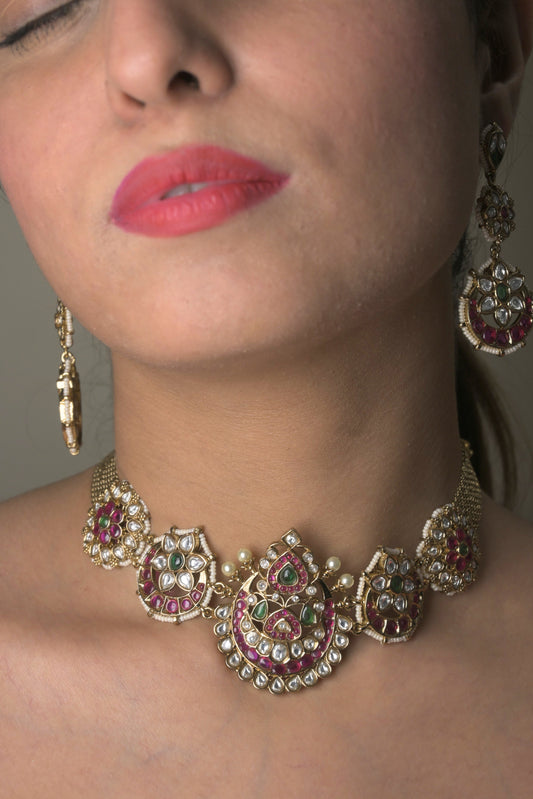 Savara kundan choker
