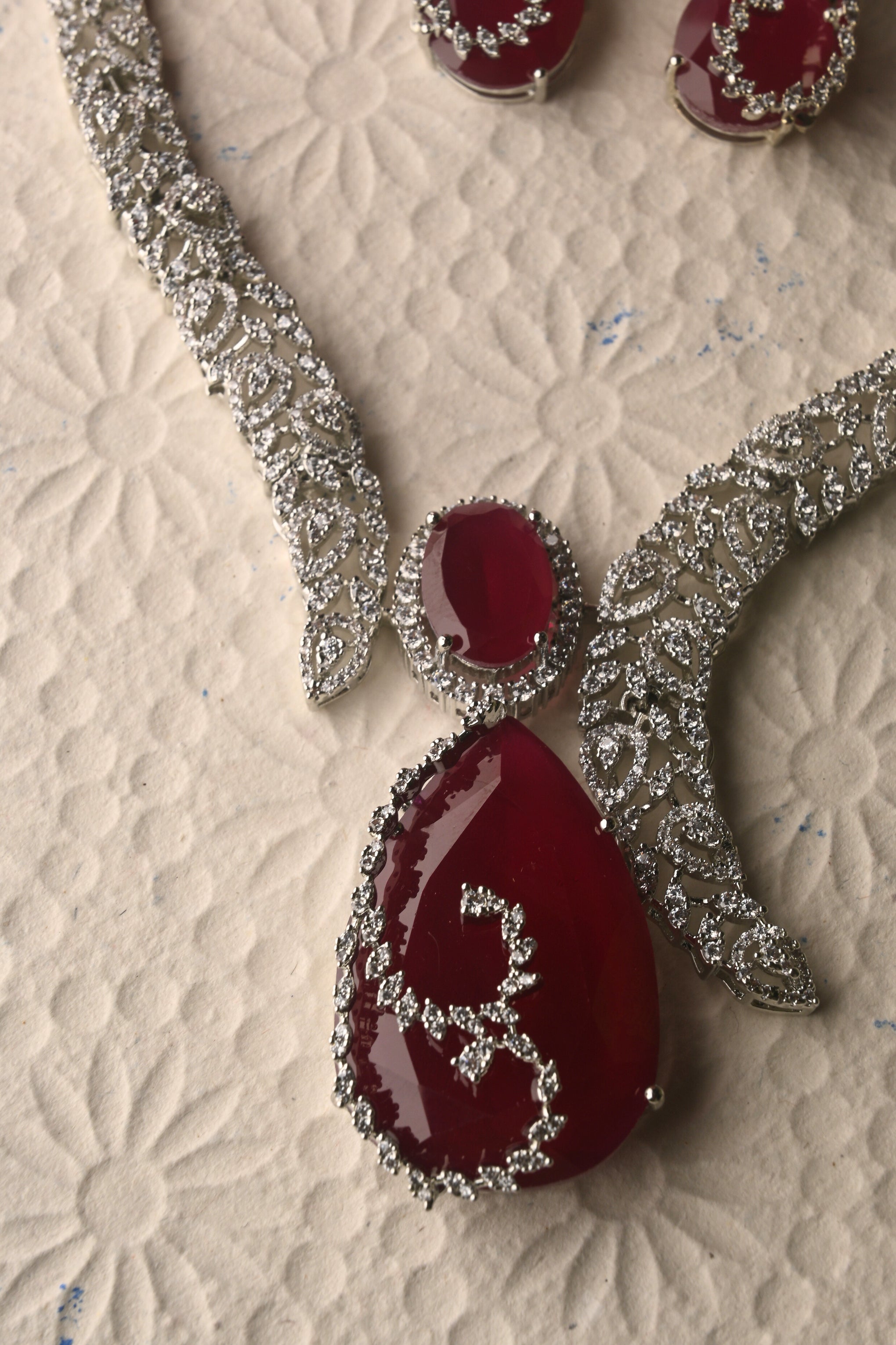 Blushing ruby diamond set